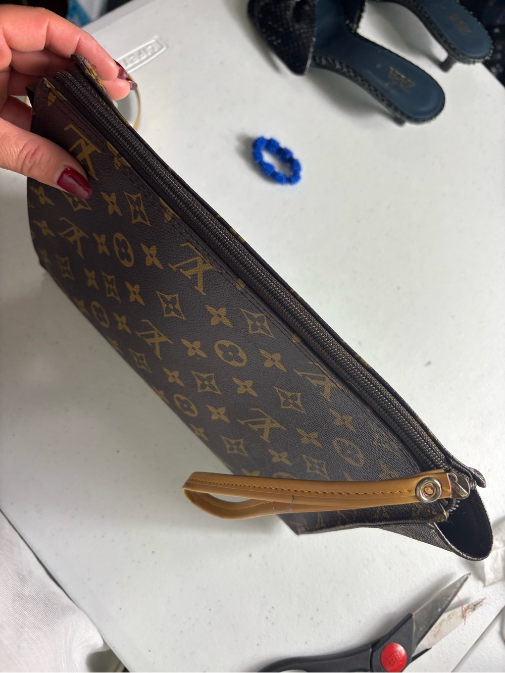 Canvas Wristlet Clutch - Brown/Gold fashion bag - Picture 7 of 10